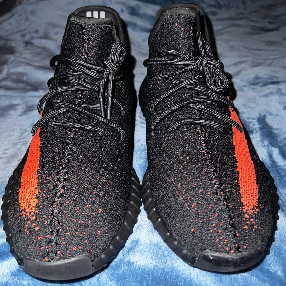 YEEZY BOOST 350 V2 “RED” SIZE 11
